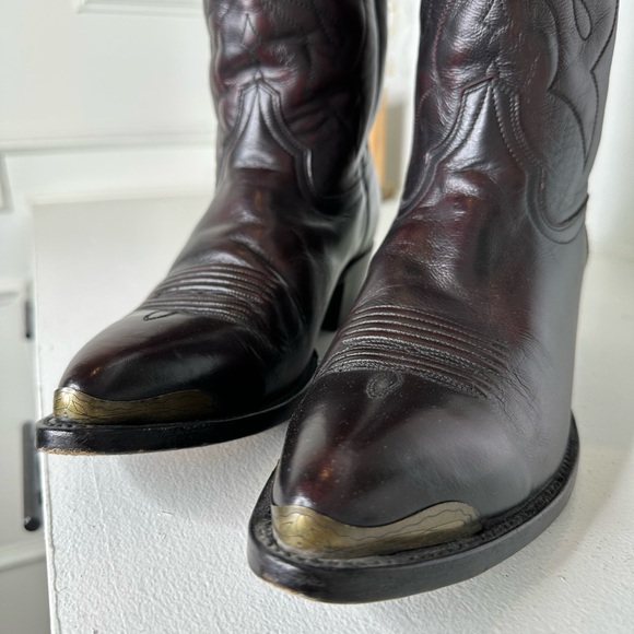 **SOLD**Cody James Men’s Cowboy Boots – Size 10D Burgundy Oxblood Leather - Picture 4 of 9
